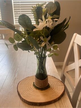 White Floral Farmhouse Bouquet in Glass Vase with Wood Slice Base